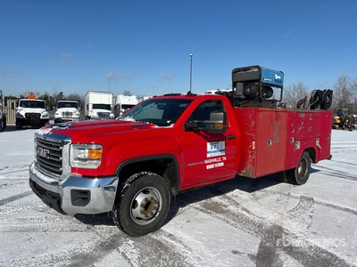 2017 GMC Sierra 3500HD 4x2 Camion de servicios