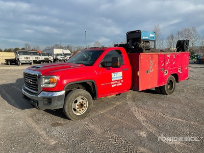 2017 GMC Sierra 3500HD 4x2 Service Truck