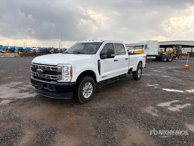 2023 Ford F-350 XLT 4x4 Crew Cab Ute