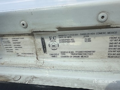 2005 Freightliner Columbia 120 6x4 Sleeper Truck Tractor