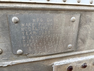 1986 Frehauf 48 ft x 96 in T/A Storage مقطورة فان