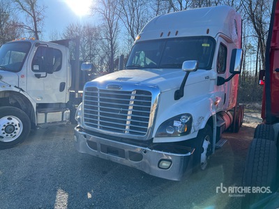 2016 Freightliner Cascadia 125 6x4 T/A Sleeper Truck Tractor (Inoperable)