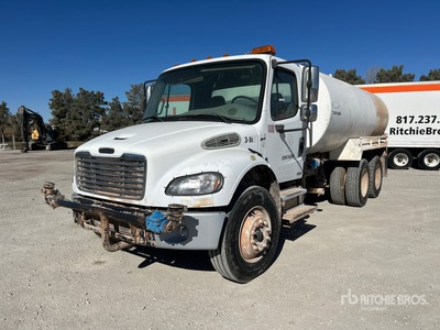 2004 Freightliner M2 106 Business Class 4000 gal 6x4 Water Truck