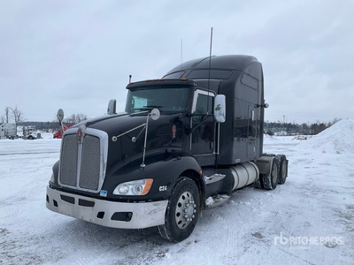2008 Kenworth T600 6x4 T/A Sleeper Truck Tractor