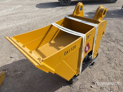 2025 HW BKT32025HC 25 in Excavator Plate Compactor/Bucket Combo Accessoire divers pour excavatrice (Unused)
