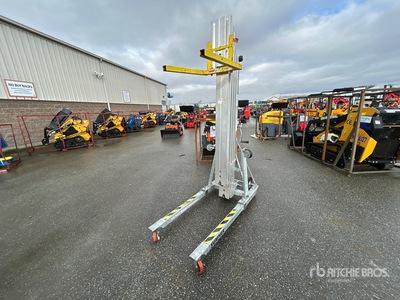 2024 Sumner 2124 Material Hoist
