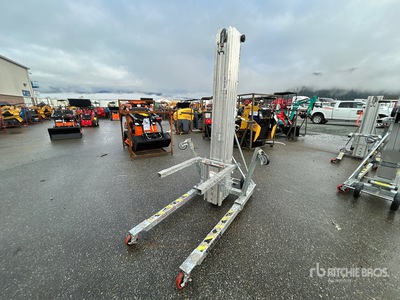 2024 Sumner 2124 Material Hoist