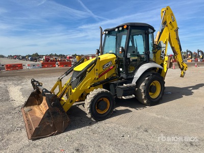 2011 JCB 3C15-4-T 4x4 لودر خلفي