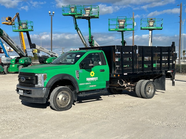 2019 Ford F-450 XL 4x4 Flatbed Truck
