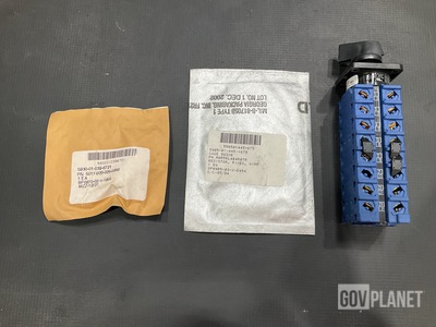 (28) Thermostatic Switches, (6) Rotary Switches, (4) Resistors & Assorted Items