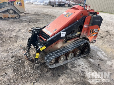 2019 Ditch Witch SK1050 Mini Compacte Schranklader (Inoperable)