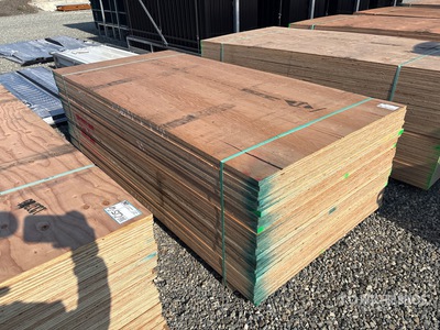 Quantity of (30) 1 in x 4 ft x 8 ft CSP/DFP No Stamp Sperrholz (Unused)