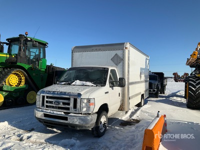 2017 Ford E-450 Super Duty فان نقل
