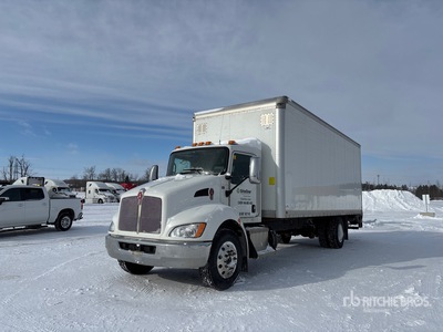 2022 Kenworth T300 4x2 Van Truck