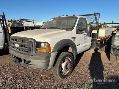 2006 Ford F-450 XL 4x2 Flatbed Truck