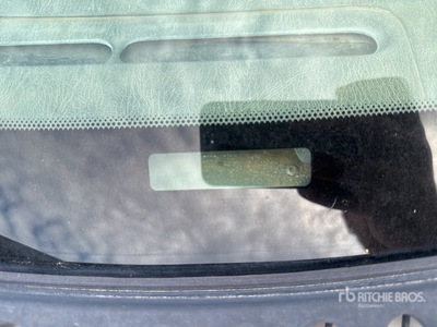 2006 Ford F-450 XL 4x2 Flatbed Truck