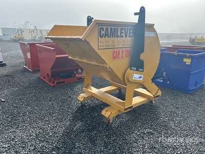 Camlever CFD-200 58 in 2 ton Self-Dumping Hopper
