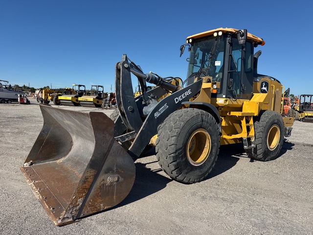 2019 John Deere 624L Wheel Loader