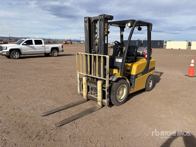 2006 Yale GLP 5500 lb Pneumatic Tire Carretilla Elevadora