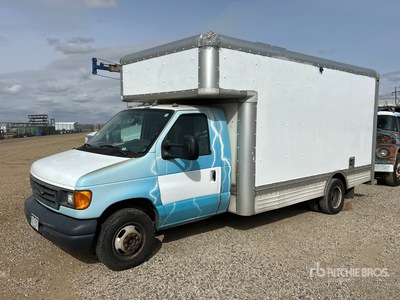 2007 Ford E-450 4x2 Autocarro furgonato (Inoperable)