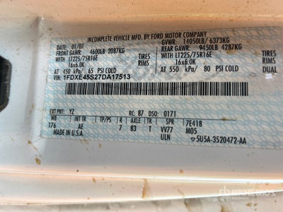 2007 Ford E-450 4x2 Camion fourgon