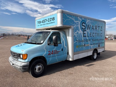 2007 Ford E-450 4x2 Moving Van Truck