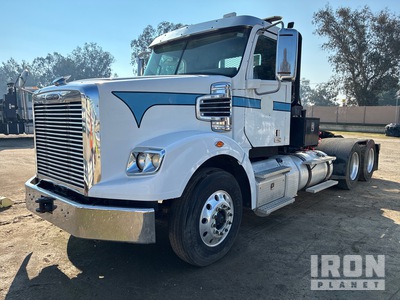 2015 Freightliner Coronado 122SD Winch Truck (Inoperable)