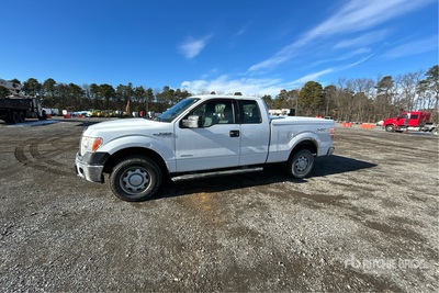 2013 Ford F-150 4x4 Extended Cab Pickup