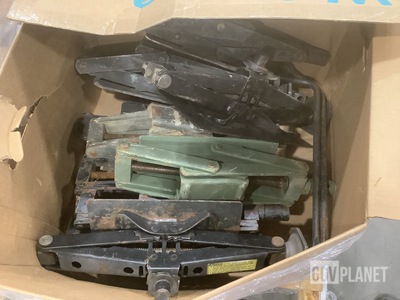 (11) Assorted Hand Scissor Jacks & (11) Hydraulic Bottle Jacks