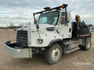 2017 Freightliner 114SD 4x2 Camión