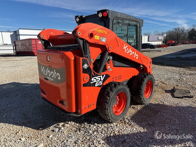 MINI CARGADOR SOBRE RUEDAS 2024 KUBOTA SSV65