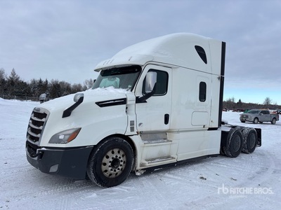 2020 Freightliner Cascadia 126 6x4 T/A Sleeper Truck Tractor
