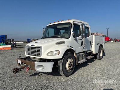 2018 Freightliner M2 106 4x2 Crew Cab Utility Truck
