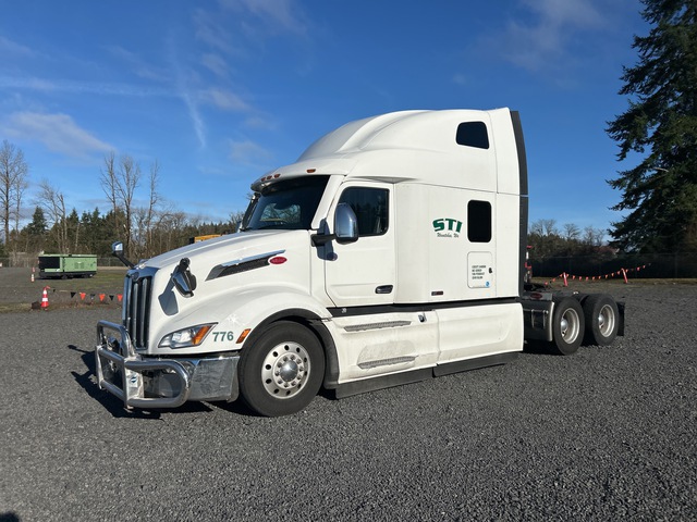 2023 Peterbilt 579 6x4 T/A Sleeper Truck Tractor