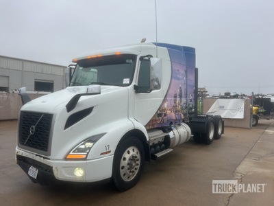 2019 Volvo VNR 6x4 T/A Sleeper Truck Tractor