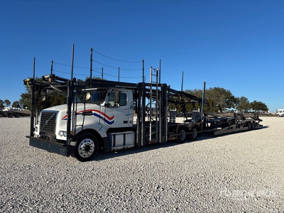 2015 Volvo VAH 6x4 Car Carrier Truck