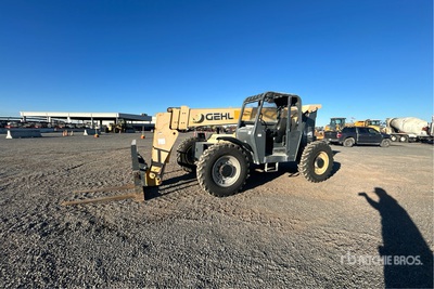 2018 Gehl RS8-42 Telehandler