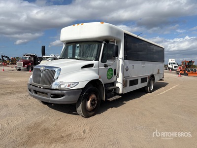 2018 IC PC505 4x4 30-Seat Crew Carrier Bus