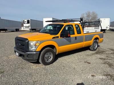 2016 Ford F-250 XL 4x2 Extended Cab Pickup