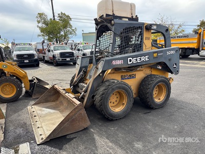 2011 John Deere 328D High Flow Kompaktlader