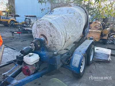 2015 خلاط خرسانة متنقل