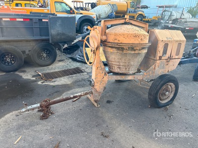 2001 خلاط خرسانة متنقل