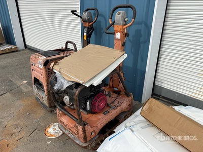 2012 MVH406GH Vibratory Plate Compactor