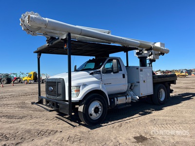 Altec LR758 58 ft on 2016 Ford F-750 4x2 Bucket Truck