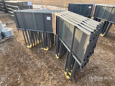 Quantity of (2) 2026 BYT HDTBF45 HD Tombstone Bale Mélangeur d'aliments pour animaux (Unused)