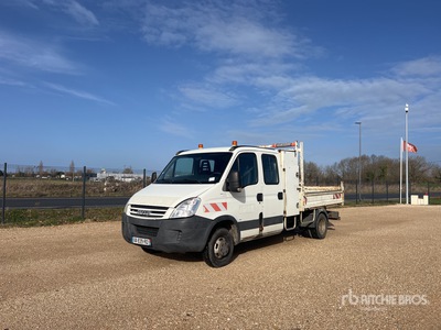 2009 Iveco 35C15D Camion Benne Tipper Truck