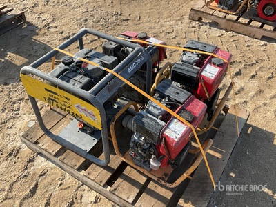 Quantity of (4) Atlas Copco & Robin Wibrator do betonu