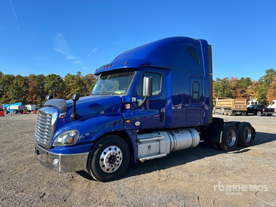 2019 Freightliner Cascadia 125 6x4 T/A Sleeper Truck Tractor
