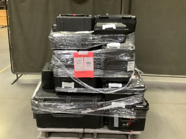 (17) Assorted Storage Cases