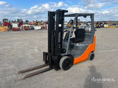 2011 Toyota 8FGCU25 4500 lb Cushion Tire Forklift